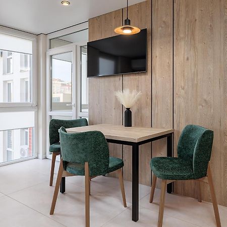 Milavibe Apartments With One Bedroom Львов Экстерьер фото